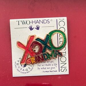 Two-Hands XOXO Grandma Pin/Brooch- Red, Green, Gold